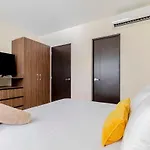 Roof Pool, Gym, Full Kitchen, 4 Blocks To 5Th Ave