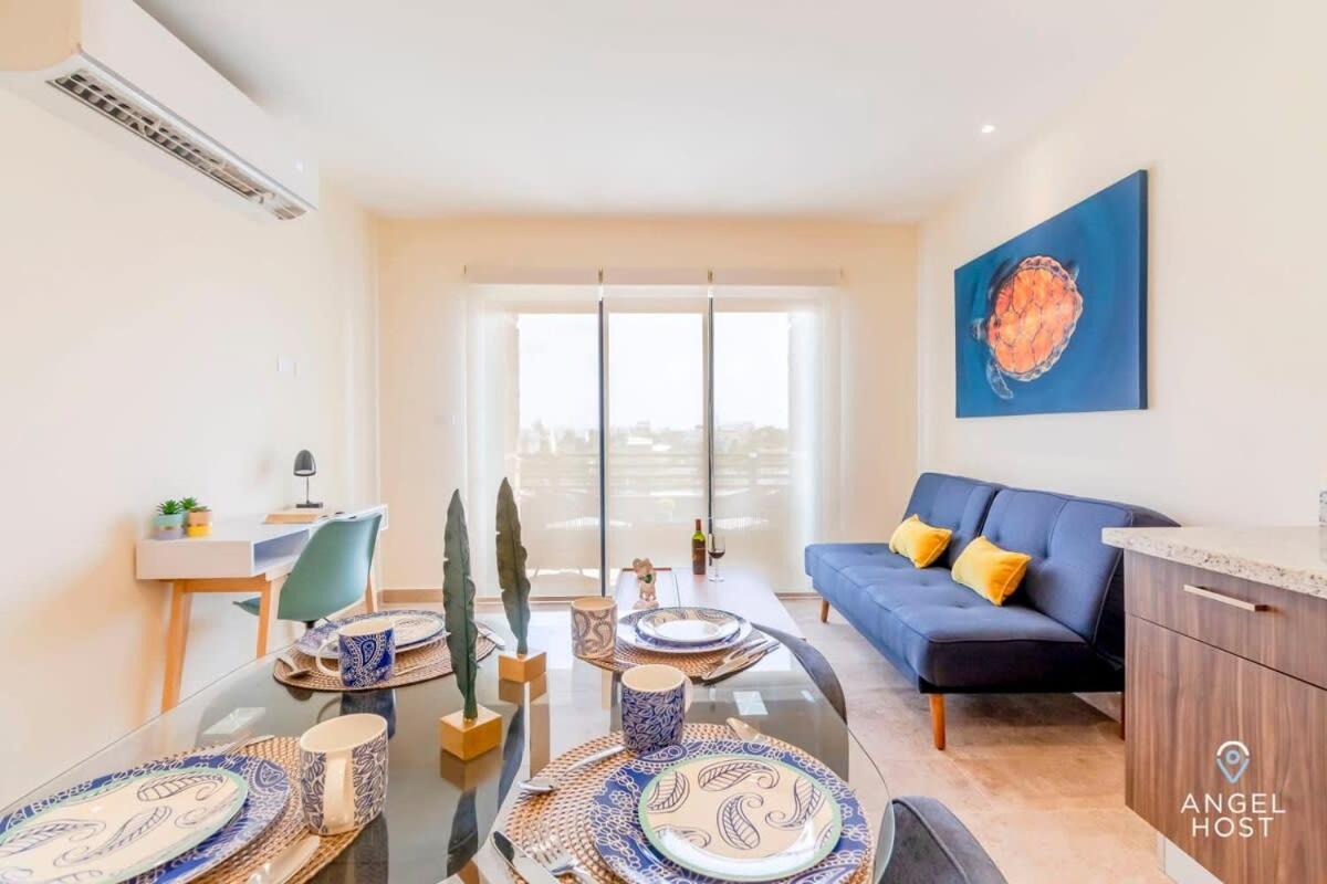 Roof Pool, Gym, Full Kitchen, 4 Blocks To 5th Ave *