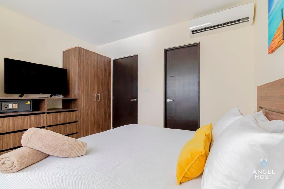 Roof Pool, Gym, Full Kitchen, 4 Blocks To 5th Ave Playa del Carmen